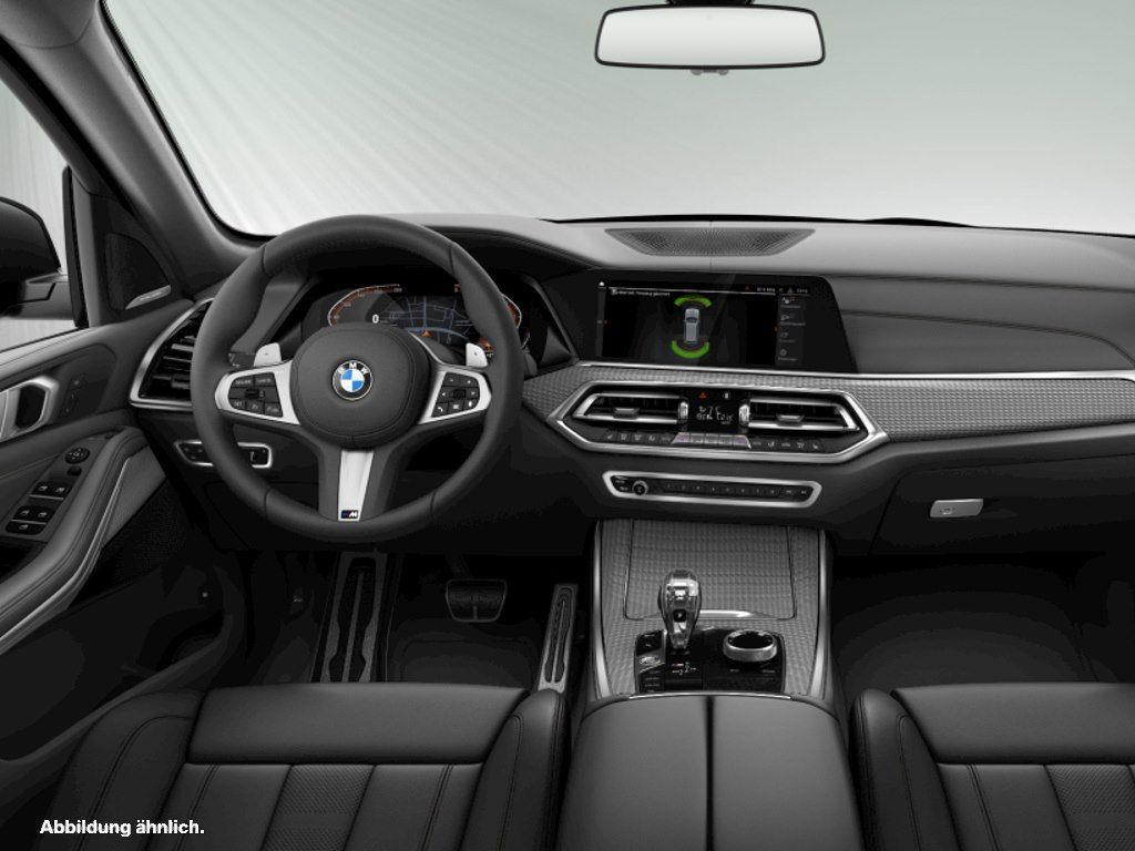 BMW X5 2022 г. Чёрный, пробег 58900 км