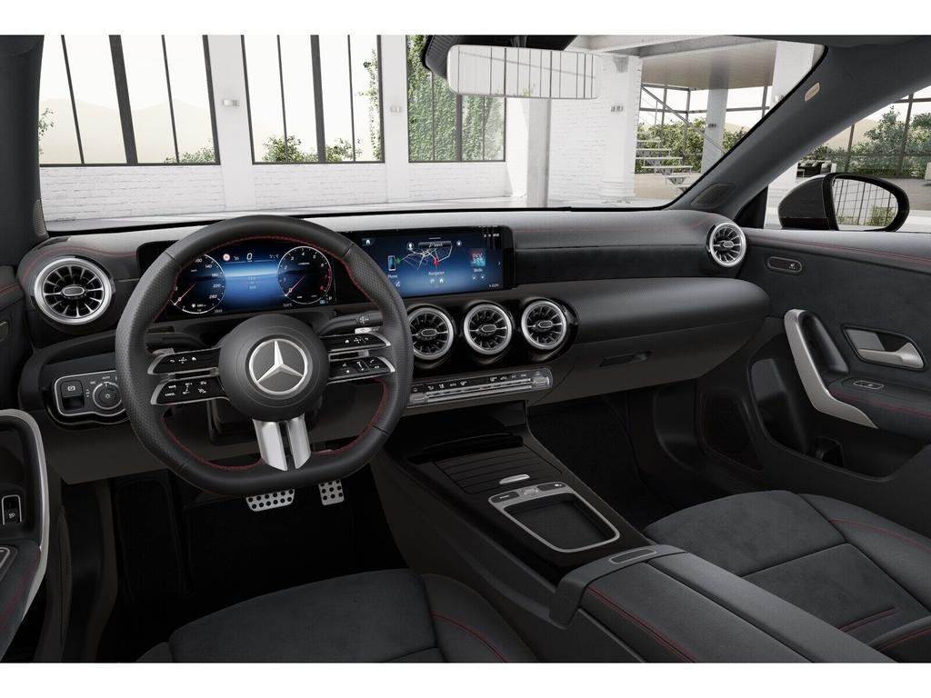 Mercedes-Benz CLA 200 2024 г. Серый, пробег 46562 км