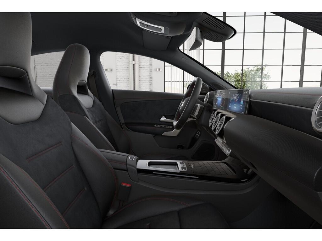 Mercedes-Benz CLA 200 2024 г. Серый, пробег 46562 км