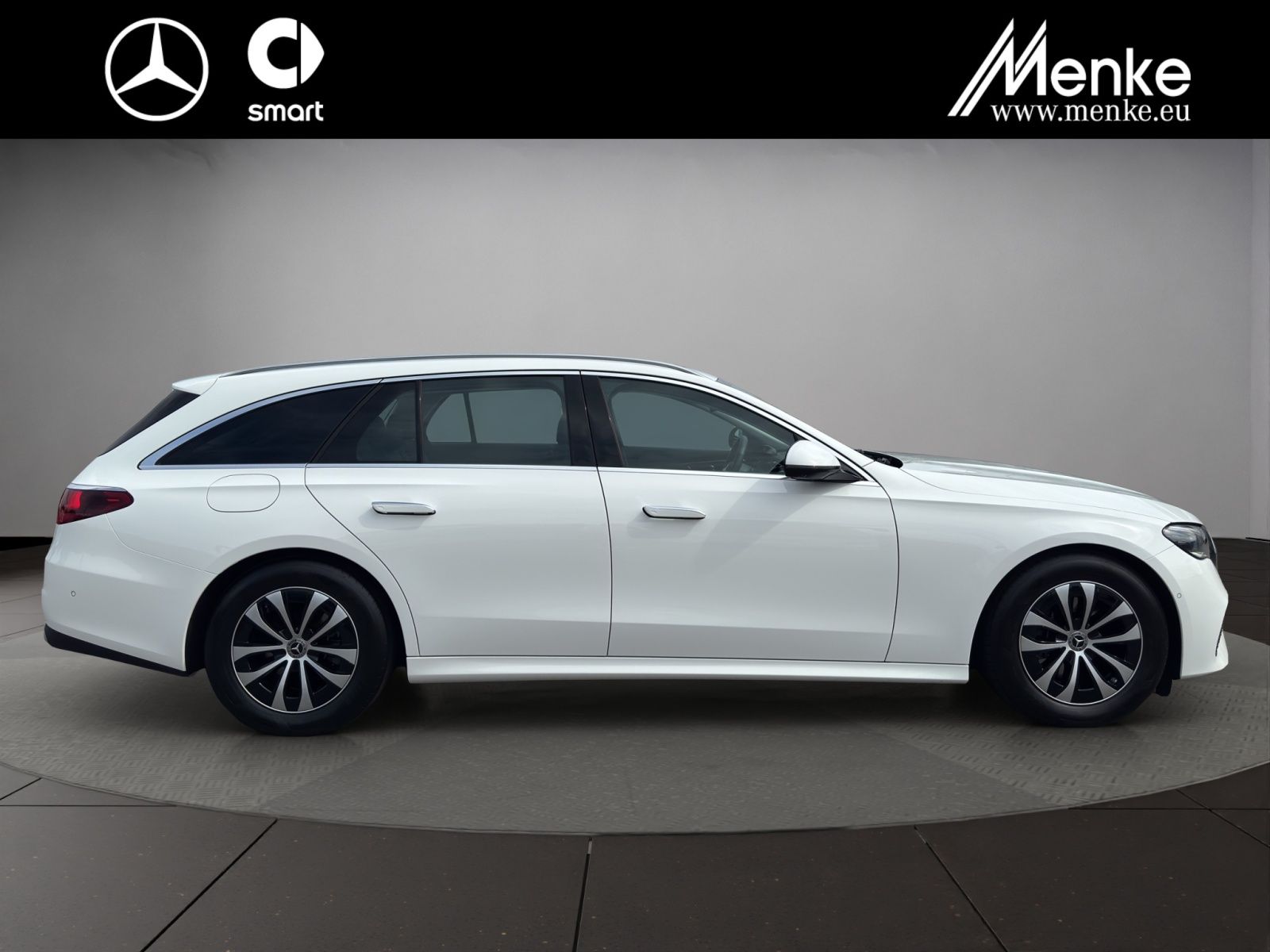 Mercedes-Benz E 220 2025 г. Чёрный, пробег 6505 км
