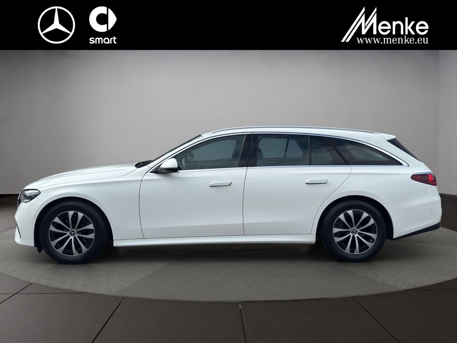 Mercedes-Benz E 220 2025 г. Чёрный, пробег 6505 км