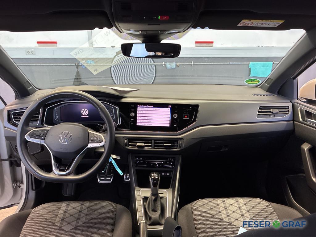 Volkswagen Taigo 2022 г. Серый, пробег 29958 км
