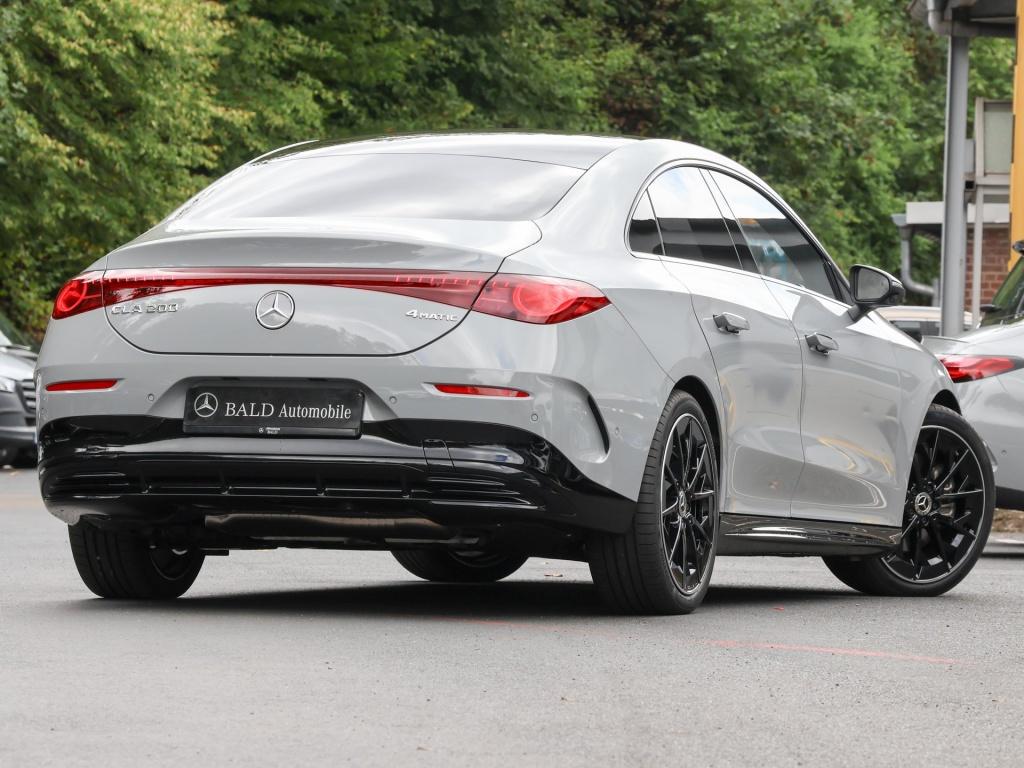 Mercedes-Benz CLA 200 2026 г. Серый, пробег 9500 км
