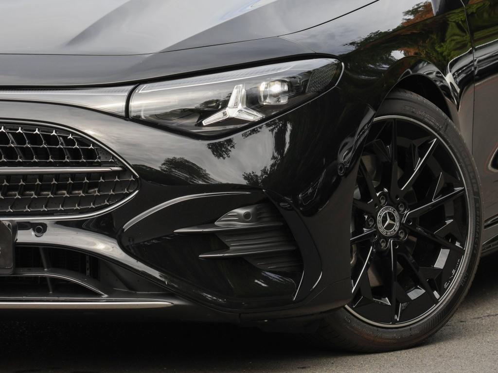 Mercedes-Benz CLA 200 2026 г. Чёрный, пробег 9500 км