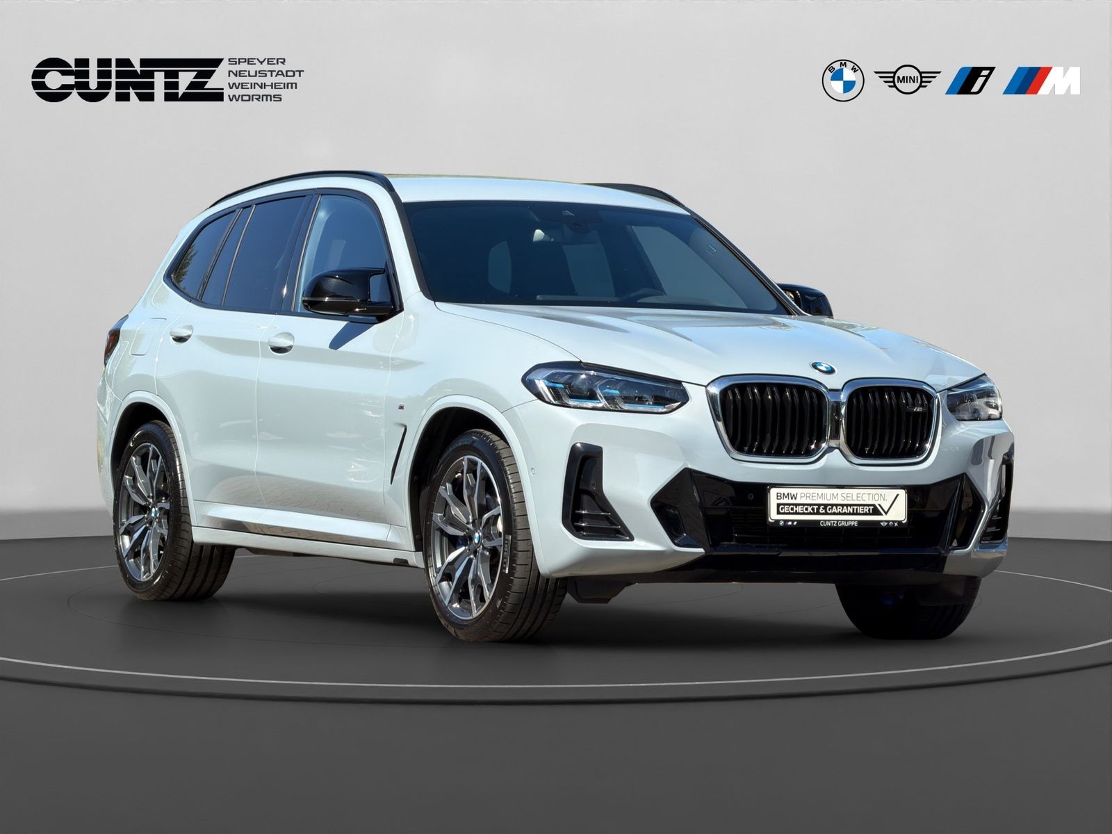 BMW X3 M40 2023 г. Серый, пробег 54646 км