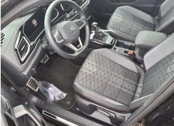Volkswagen T-Roc 2024 г. Чёрный, пробег 19900 км