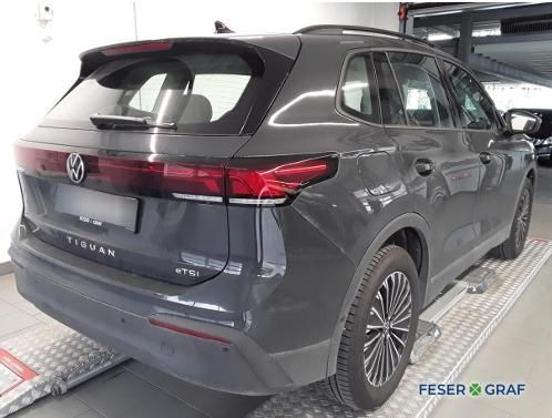 Volkswagen Tiguan 2025 г. Серый, пробег 18976 км