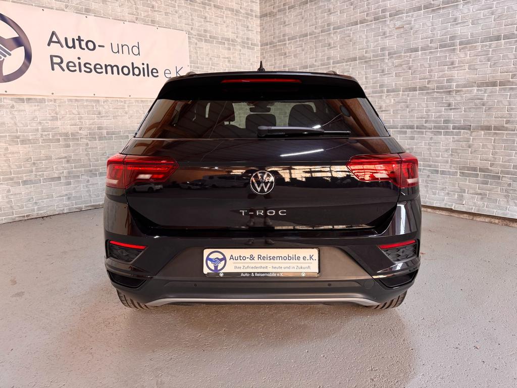 Volkswagen T-Roc 2022 г. Чёрный, пробег 25000 км