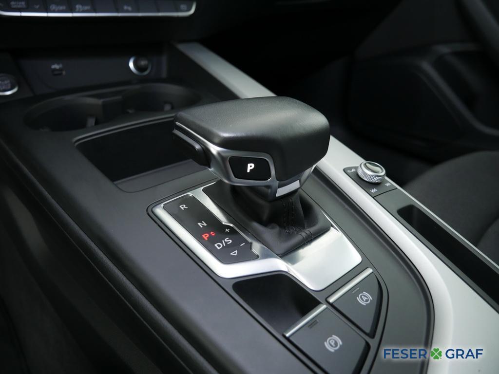 Audi A4 2023 г. Чёрный, пробег 54950 км