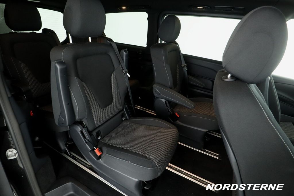 Mercedes-Benz V 220 2025 г. Серый, пробег 8330 км