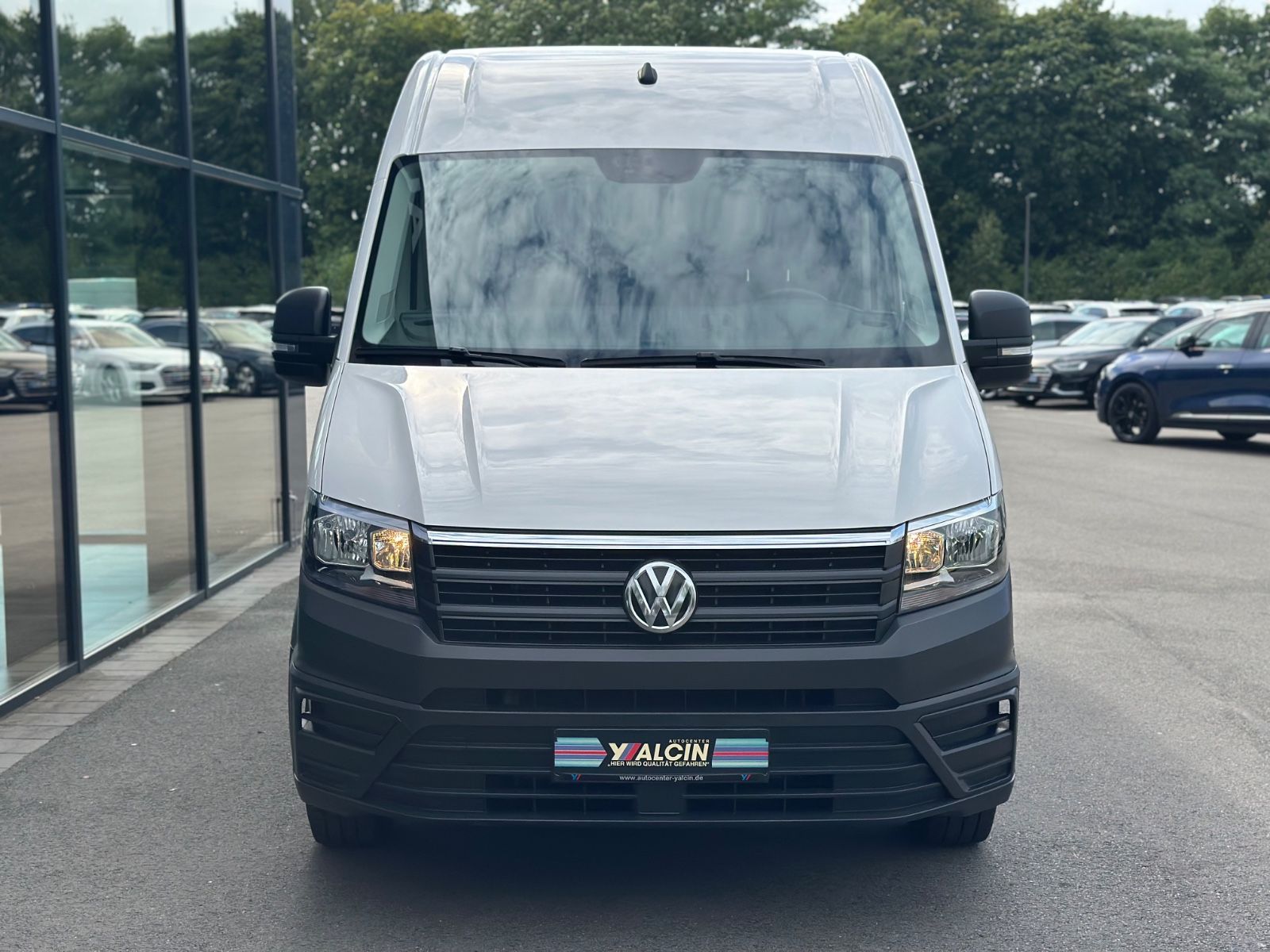 Volkswagen CRAFTER 2021 г. Белый, пробег 51582 км