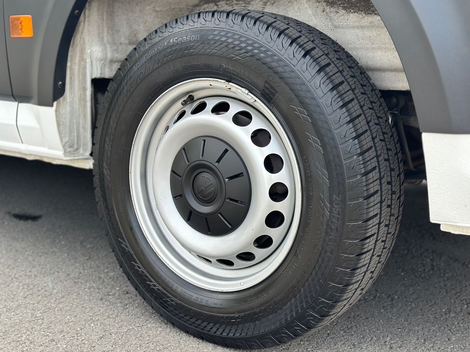 Volkswagen CRAFTER 2021 г. Белый, пробег 51582 км