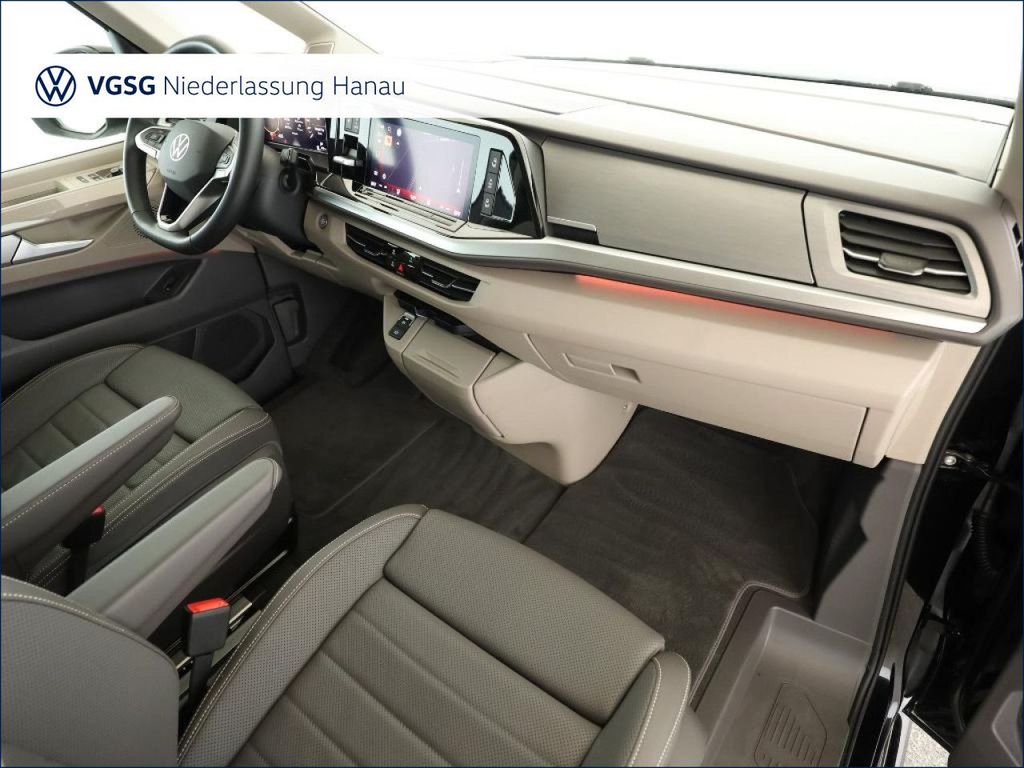Volkswagen T7 MULTIVAN 2024 г. Чёрный, пробег 6769 км