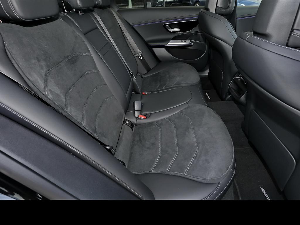 Mercedes-Benz E 220 2026 г. Чёрный, пробег 10000 км