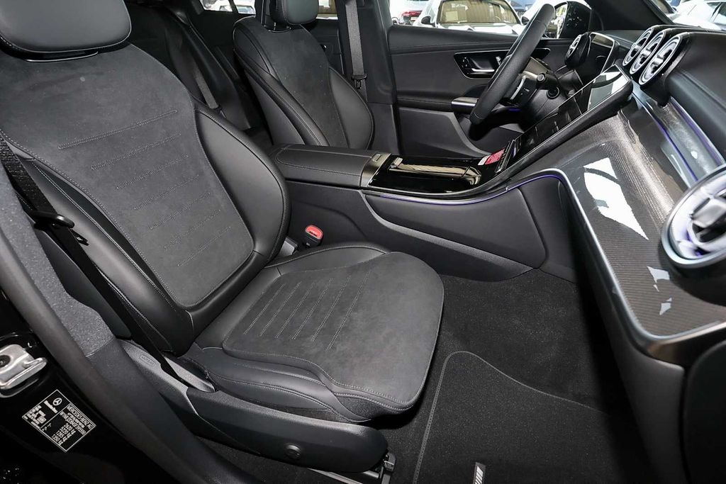 Mercedes-Benz GLC 450 2025 г. Чёрный, пробег 31068 км