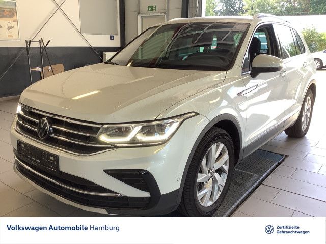 Volkswagen Tiguan 2023 г. Белый, пробег 50021 км