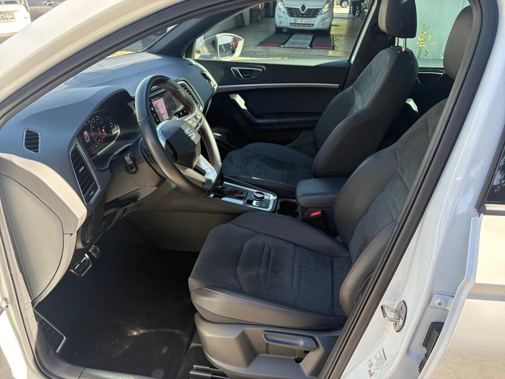 SEAT Ateca 2022 г. Белый, пробег 49234 км