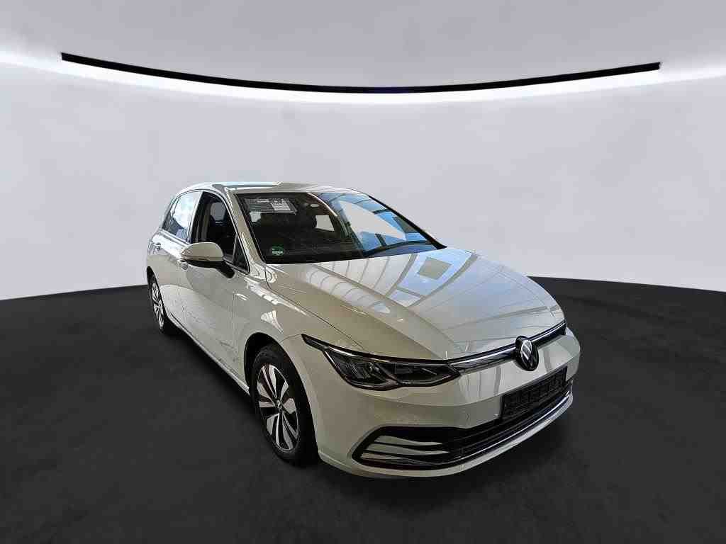 Volkswagen Golf 2024 г. Белый, пробег 19560 км