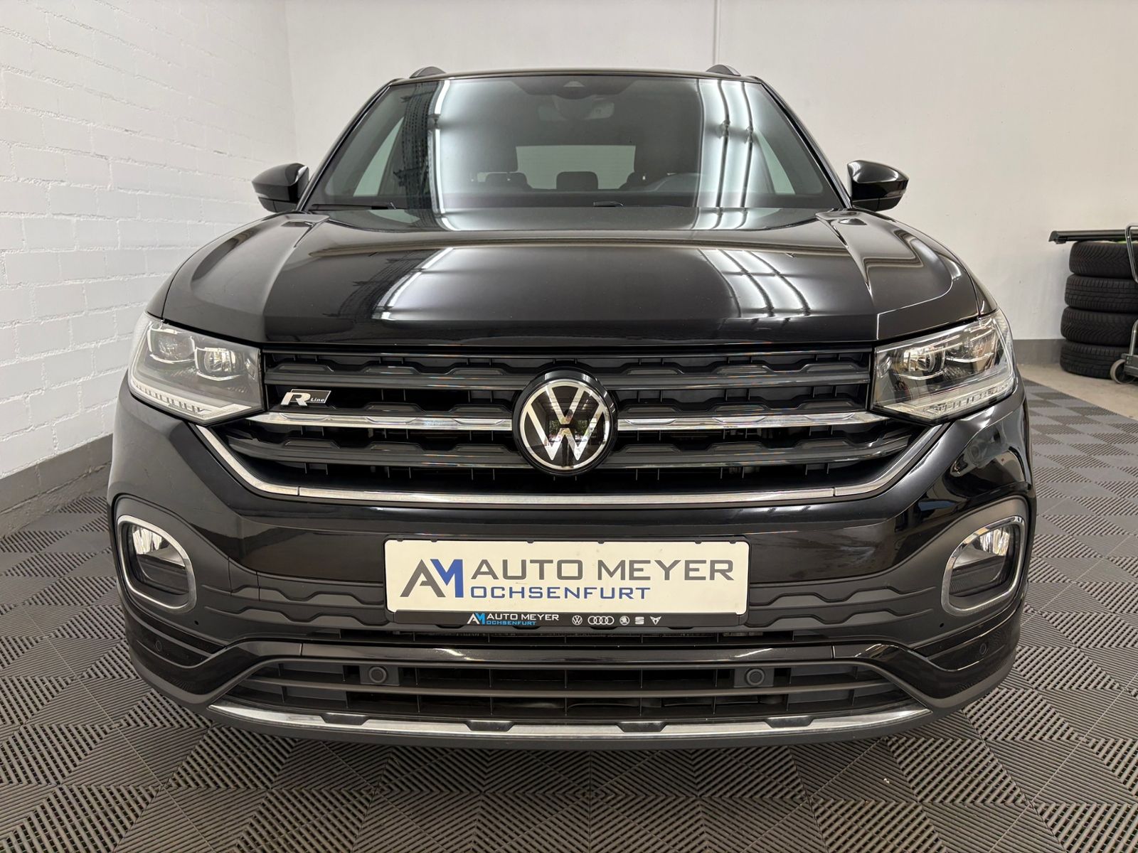 Volkswagen T-Cross 2023 г. Чёрный, пробег 46628 км