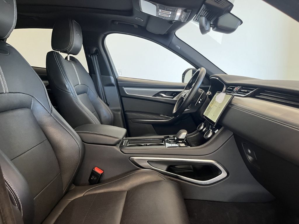 Jaguar F-Pace 2022 г. Синий, пробег 59560 км