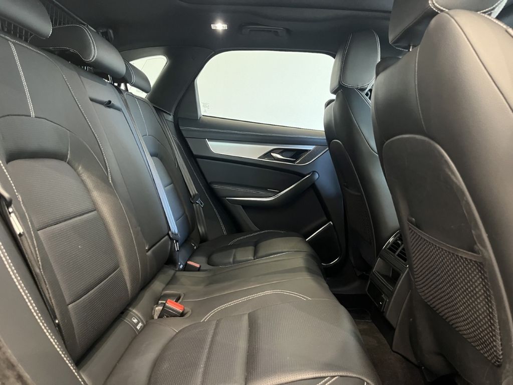 Jaguar F-Pace 2022 г. Синий, пробег 59560 км