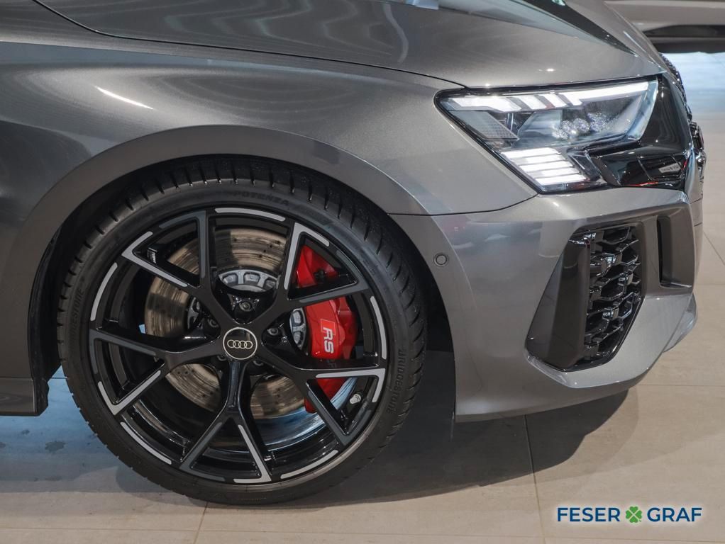 Audi RS3 2023 г. Серый, пробег 29950 км