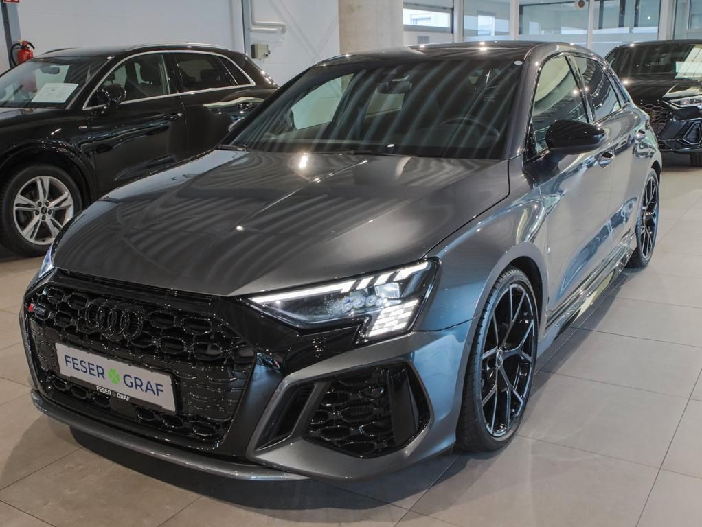 Audi RS3 2023 г. Серый, пробег 29950 км