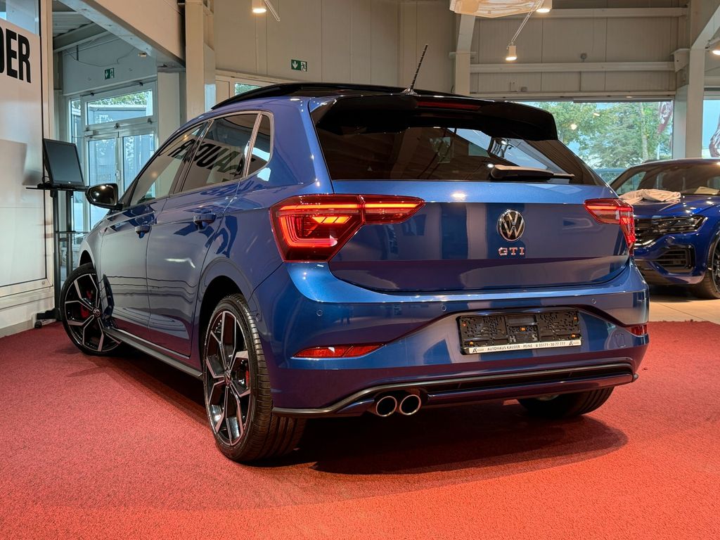 Volkswagen Polo 2023 г. Синий, пробег 19921 км