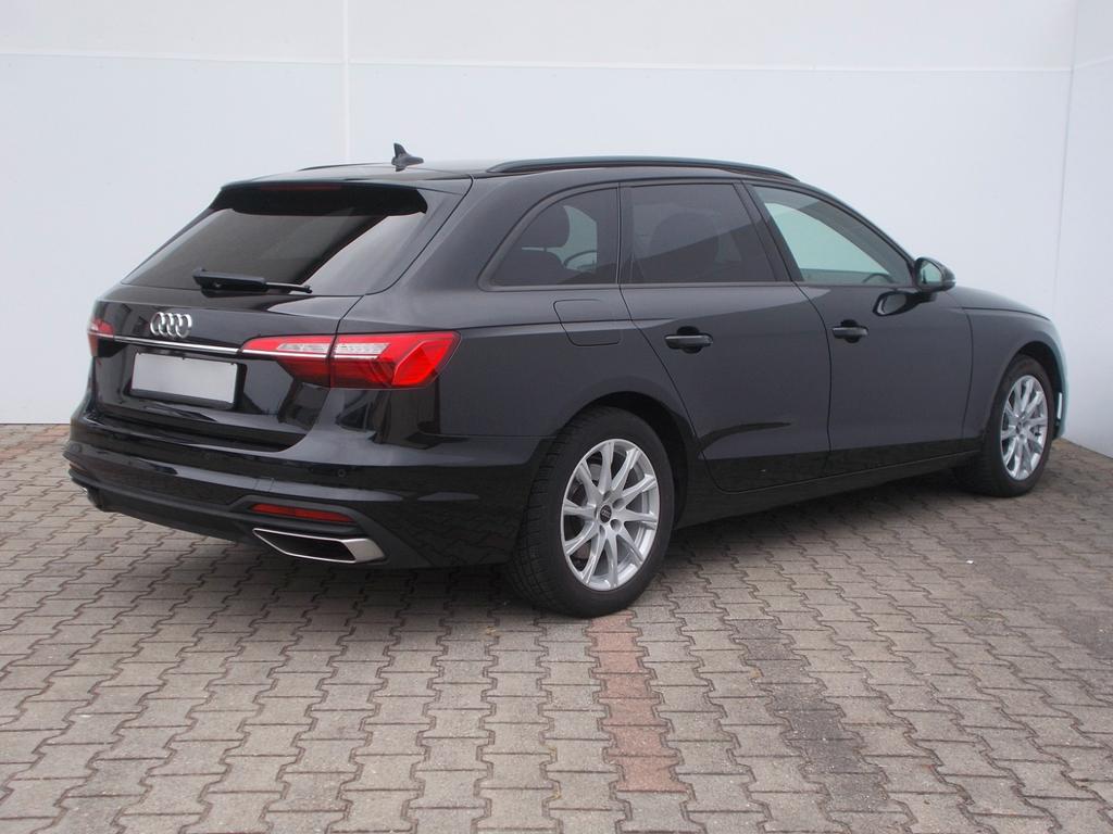 Audi A4 2022 г. Чёрный, пробег 53117 км