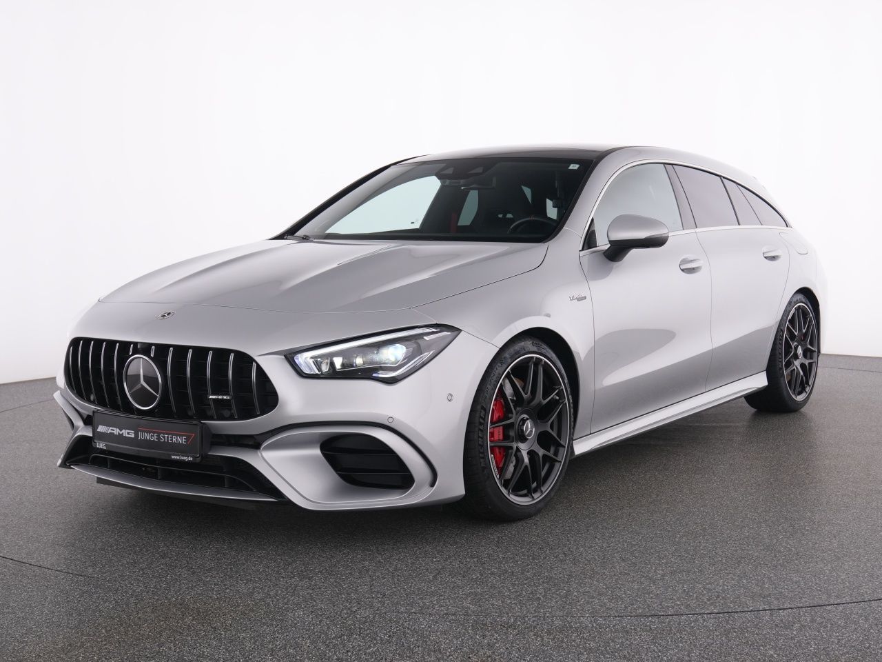 Mercedes-Benz CLA 45 AMG SHOOTING BRAKE 2023 г. Серебристый, пробег 26998 км