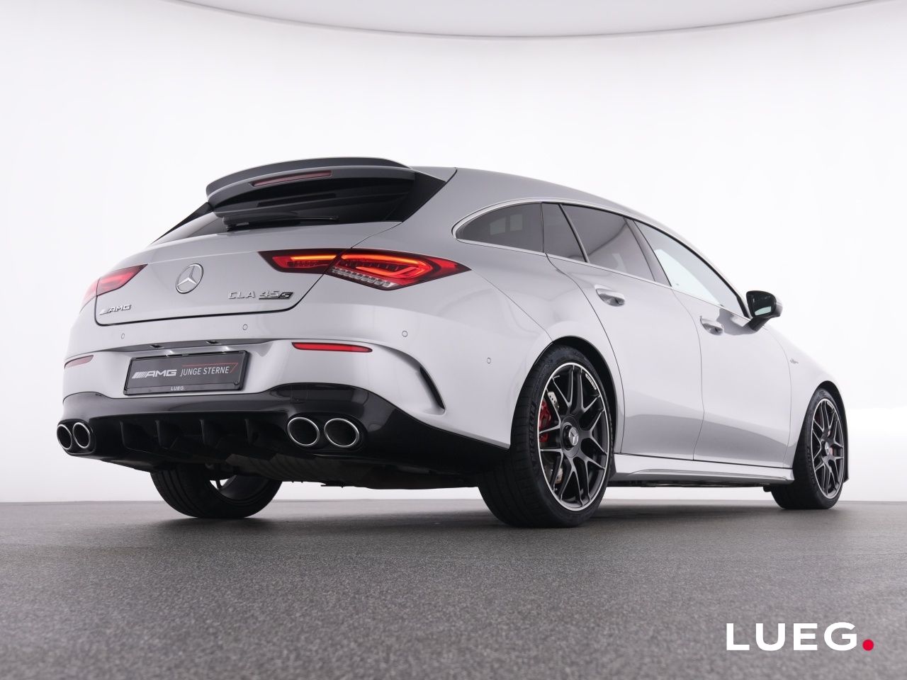 Mercedes-Benz CLA 45 AMG SHOOTING BRAKE 2023 г. Серебристый, пробег 26998 км