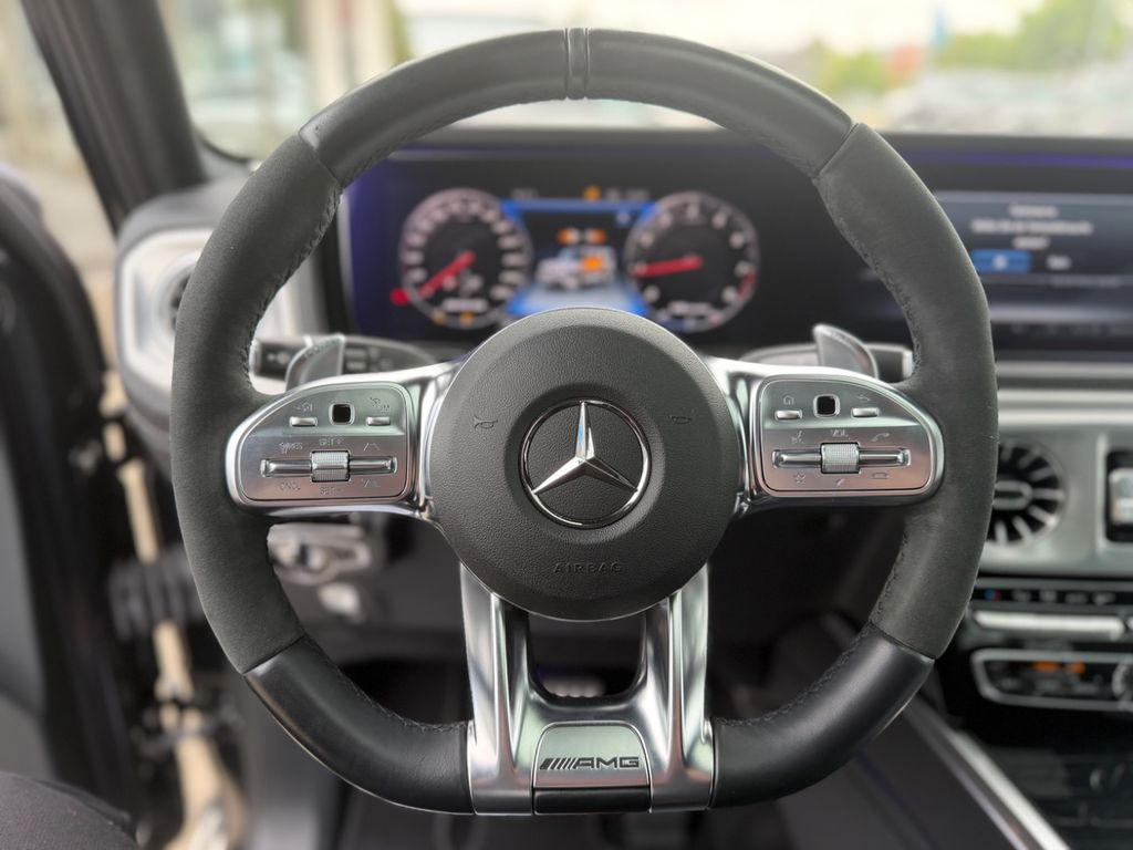 Mercedes-Benz G 63 AMG 2023 г. Чёрный, пробег 37954 км