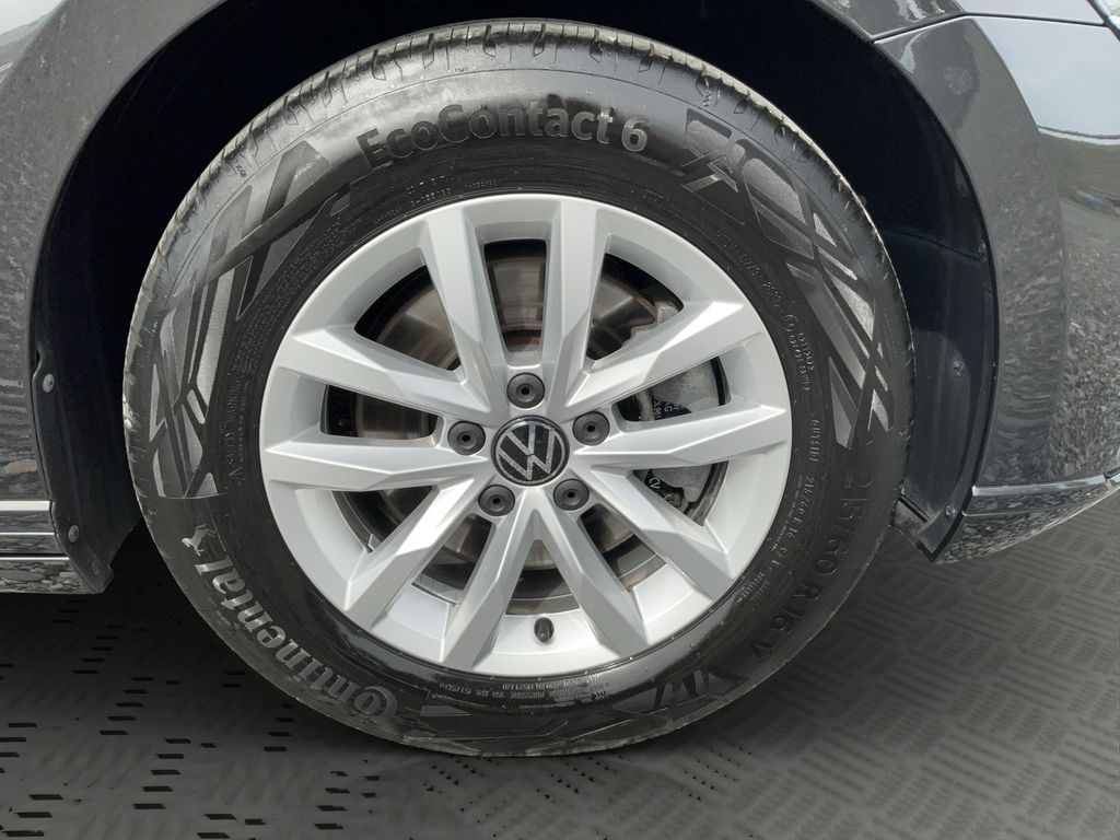 Volkswagen PASSAT VARIANT 2023 г. Серый, пробег 48095 км