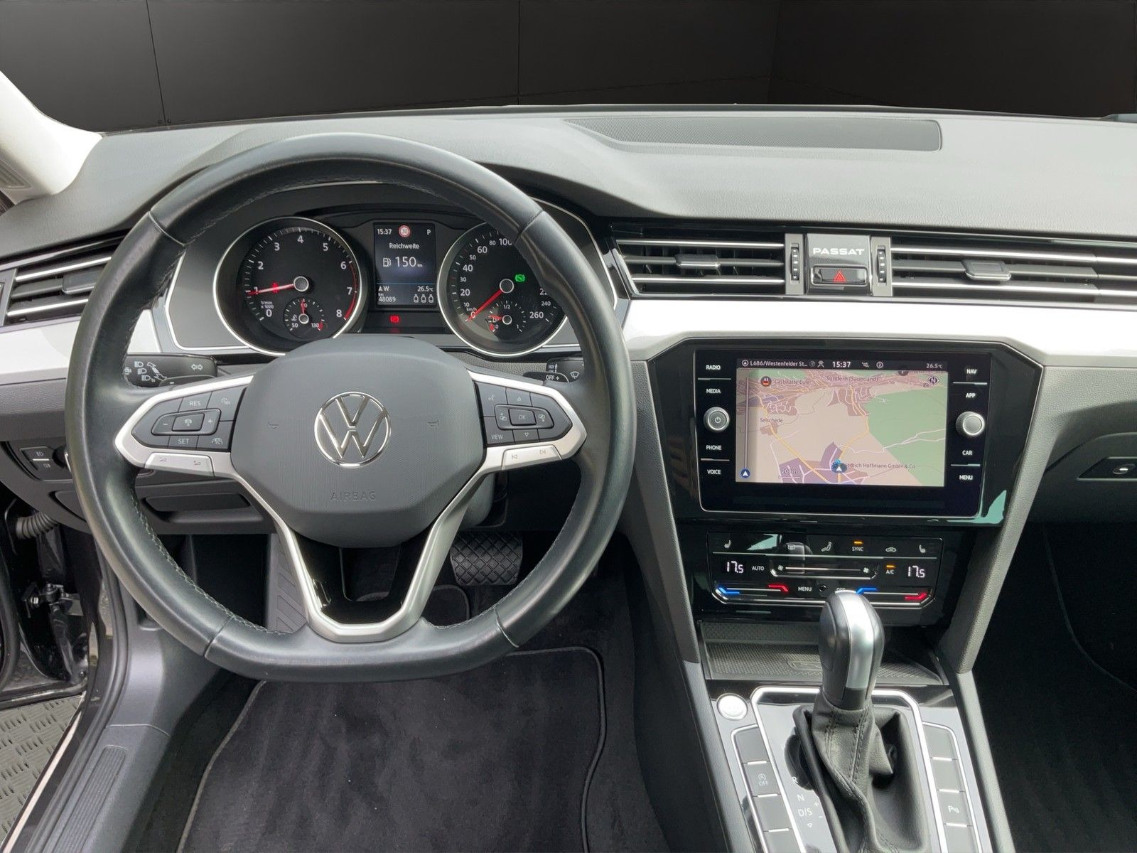 Volkswagen PASSAT VARIANT 2023 г. Серый, пробег 48095 км