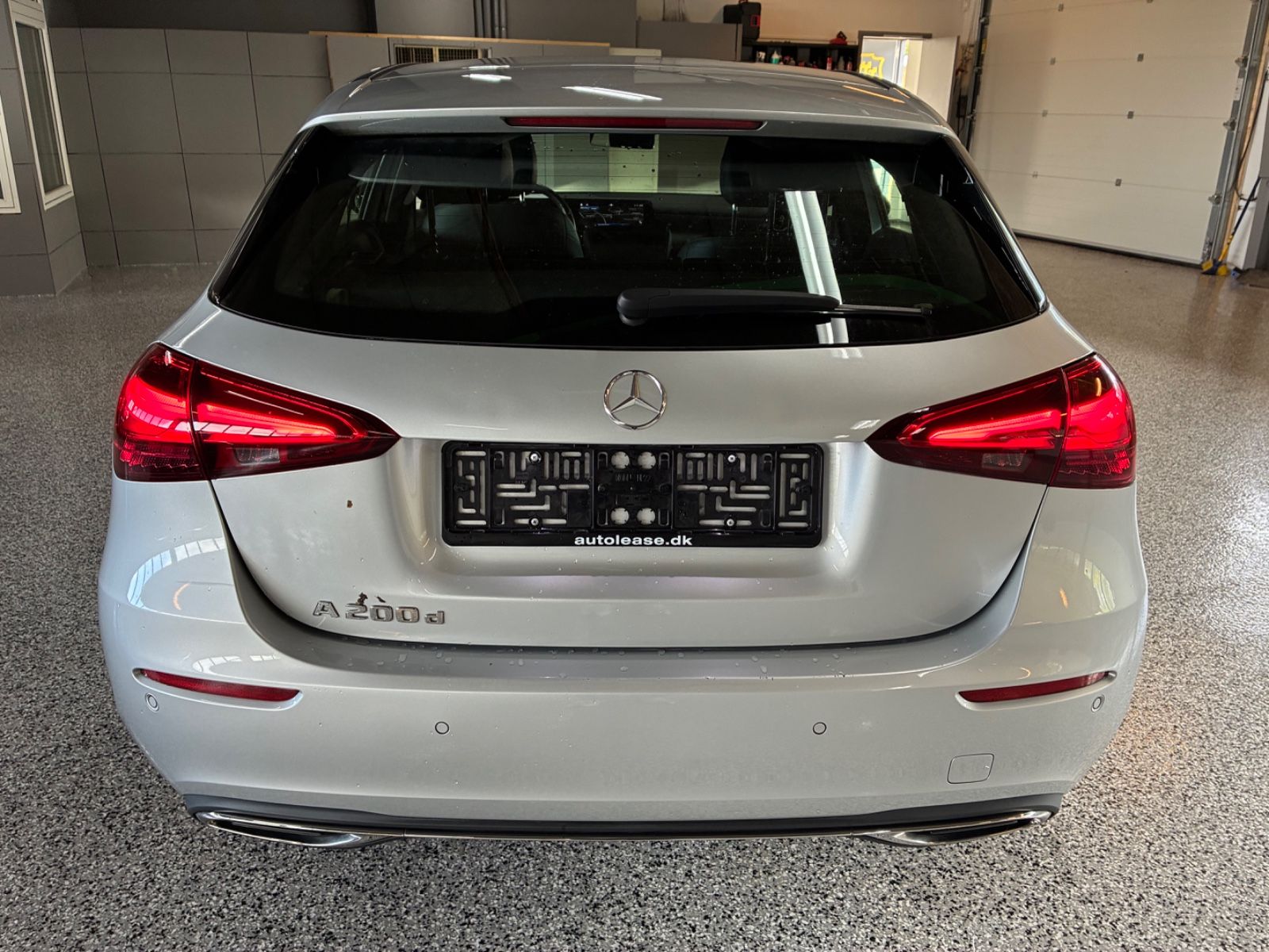Mercedes-Benz A 200 2023 г. Серебристый, пробег 50000 км