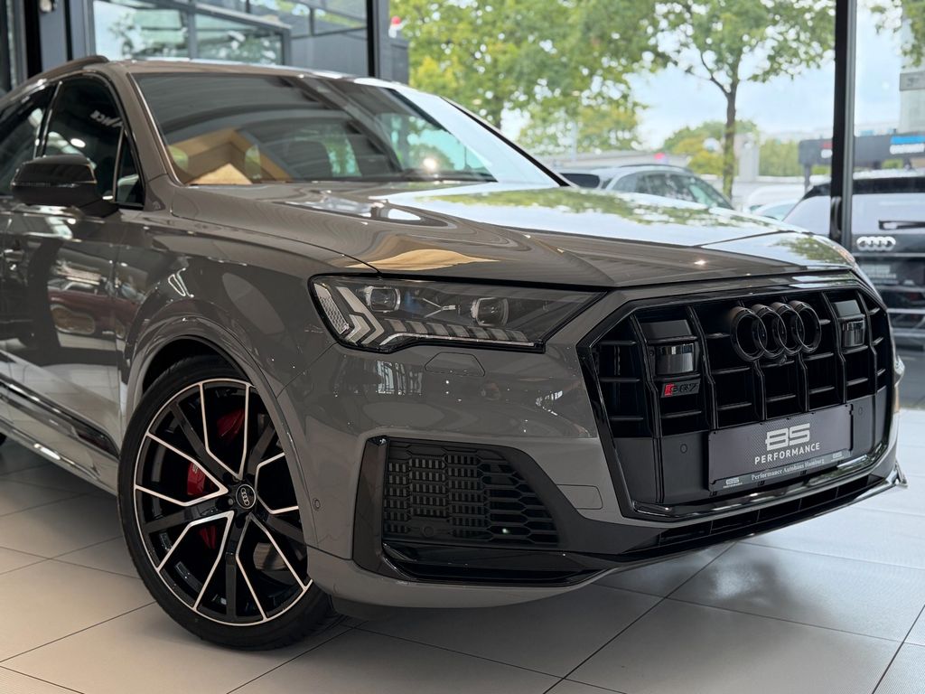 Audi SQ7 2024 г. Серый, пробег 45000 км