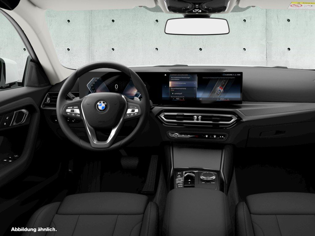 BMW 218 2023 г. Белый, пробег 50734 км