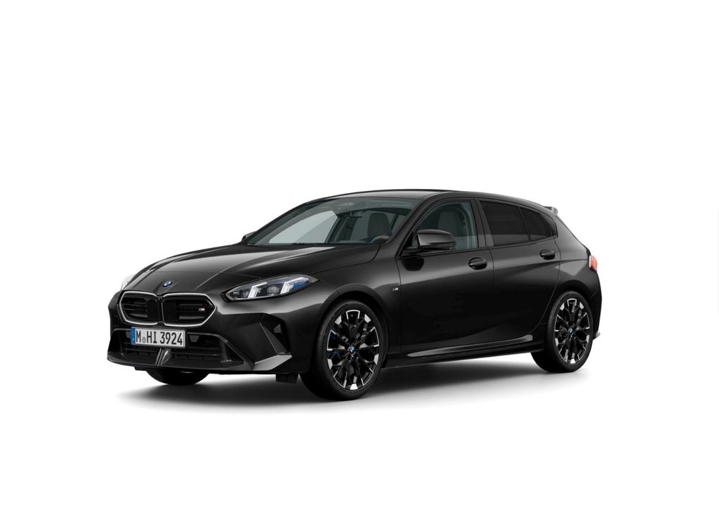 BMW 135 2025 г. Чёрный, пробег 19999 км
