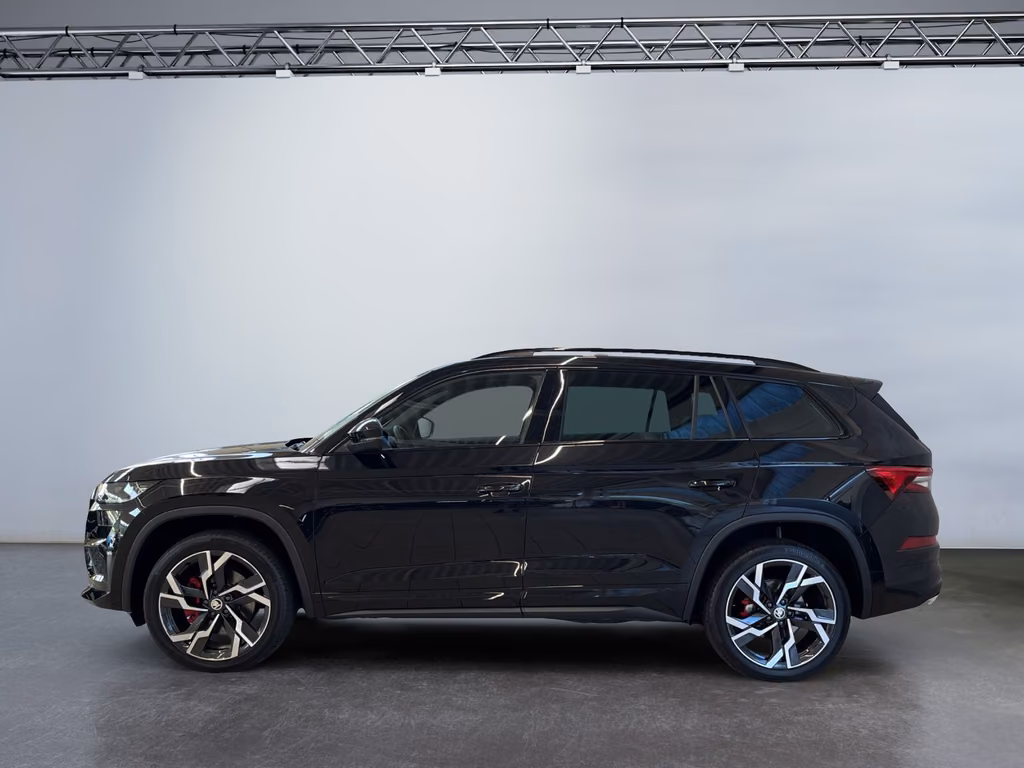 Skoda Kodiaq 2024 г. Чёрный, пробег 37483 км