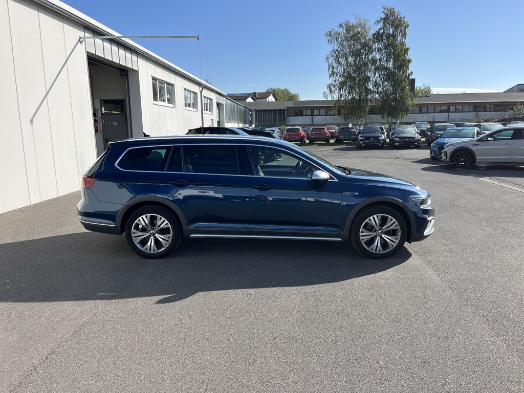 Volkswagen PASSAT ALLTRACK 2024 г. Синий, пробег 58184 км