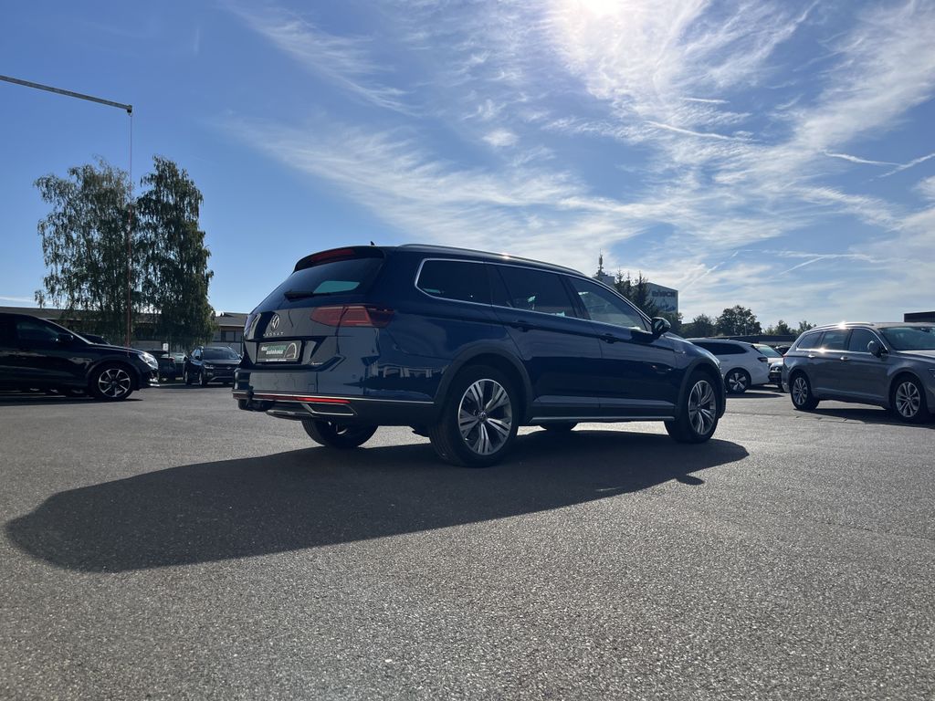 Volkswagen PASSAT ALLTRACK 2024 г. Синий, пробег 58184 км