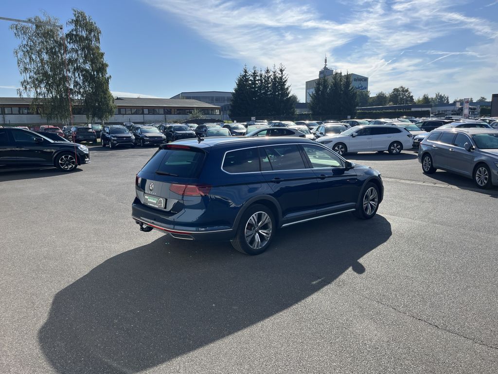 Volkswagen PASSAT ALLTRACK 2024 г. Синий, пробег 58184 км