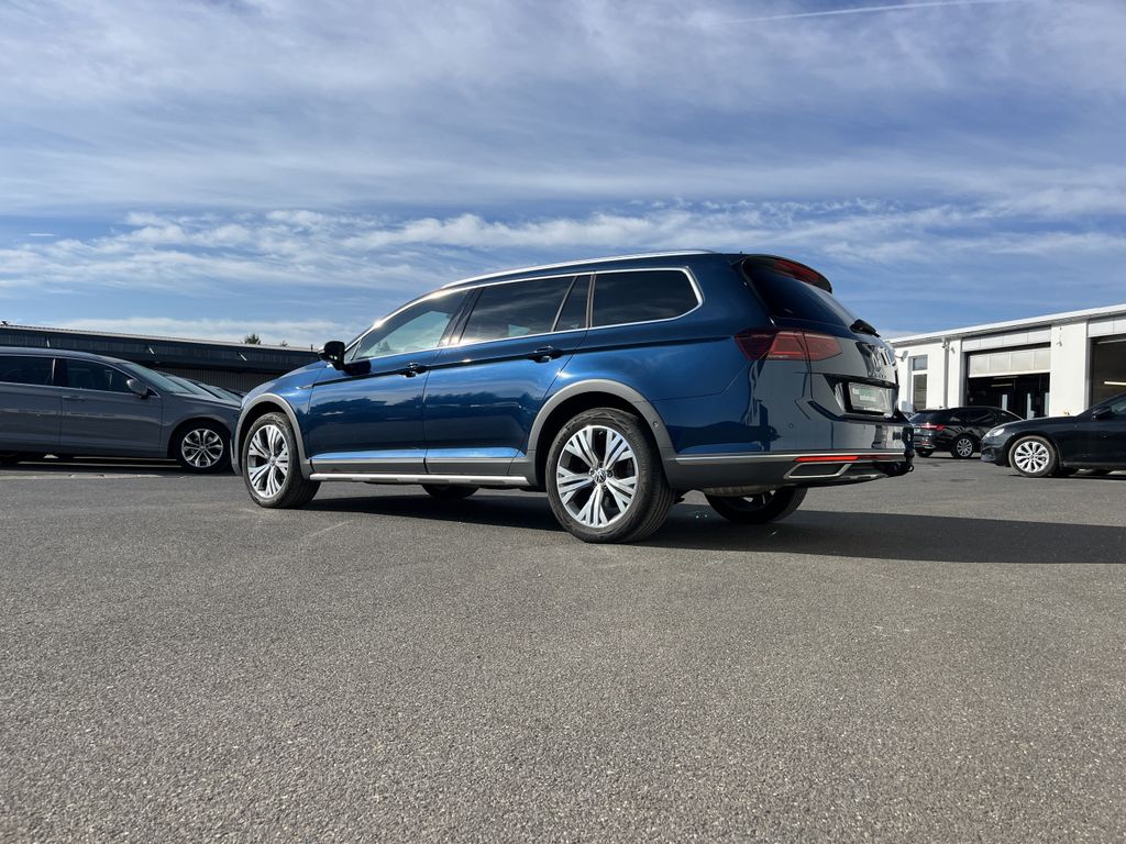 Volkswagen PASSAT ALLTRACK 2024 г. Синий, пробег 58184 км