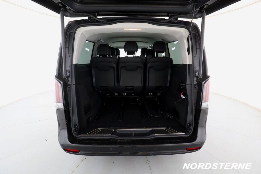 Mercedes-Benz V 300 2025 г. Чёрный, пробег 39753 км