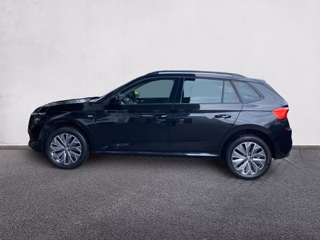 Skoda Kamiq 2022 г. Чёрный, пробег 44000 км