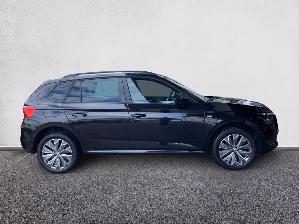 Skoda Kamiq 2022 г. Чёрный, пробег 44000 км