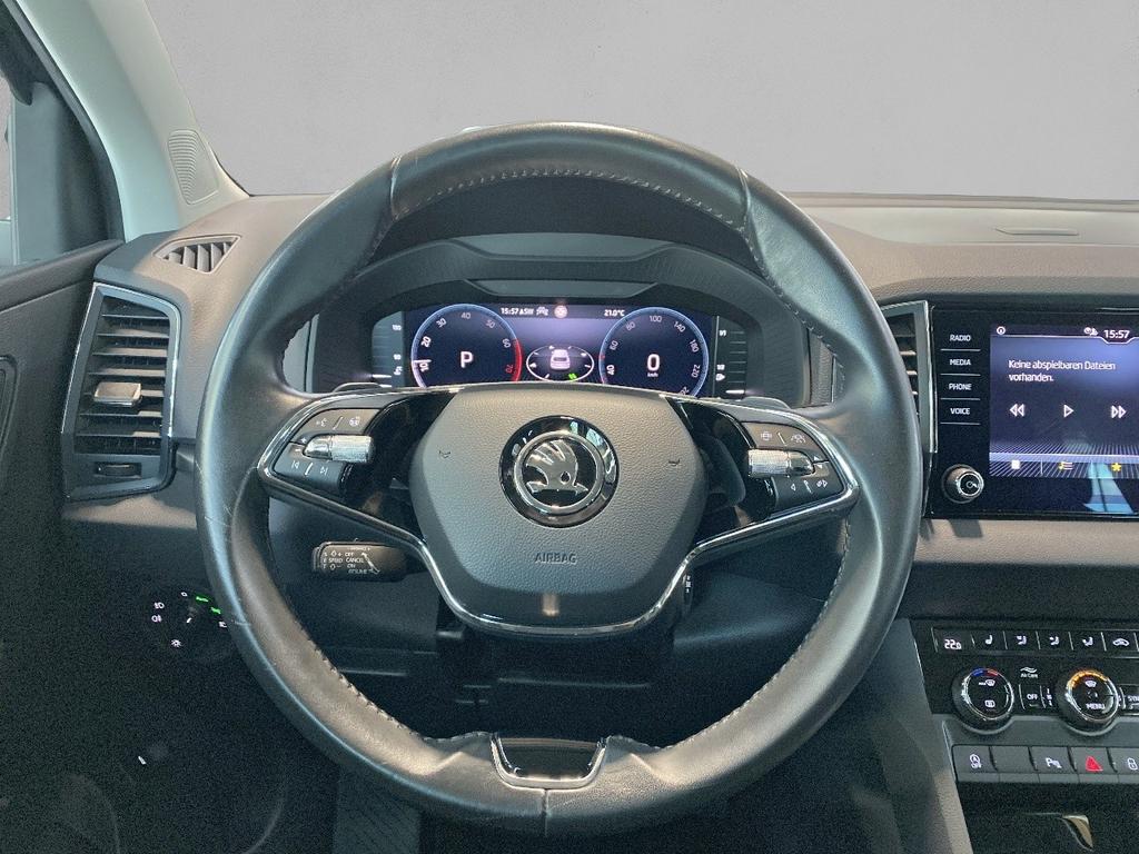 Skoda Karoq 2022 г. Чёрный, пробег 45000 км