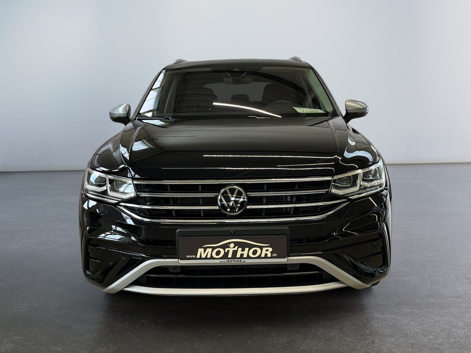 Volkswagen TIGUAN ALLSPACE 2023 г. Чёрный, пробег 35505 км