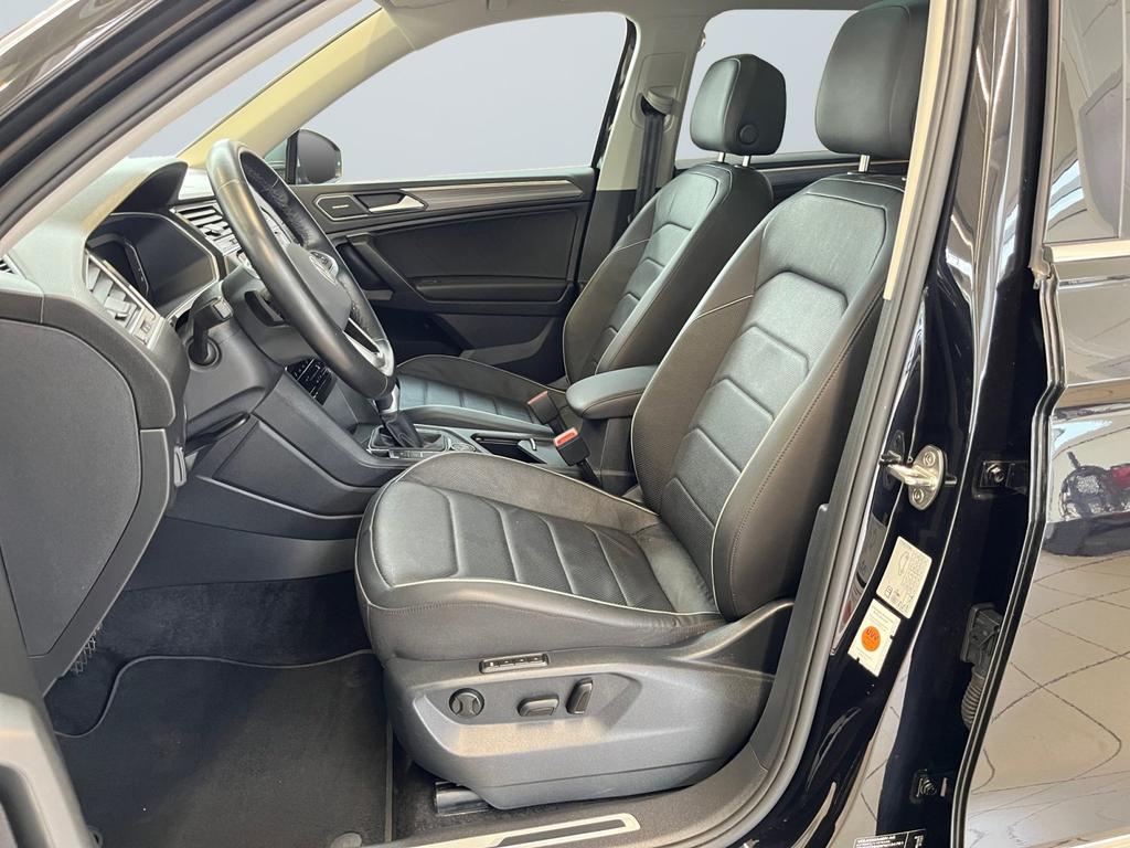 Volkswagen TIGUAN ALLSPACE 2023 г. Чёрный, пробег 35505 км