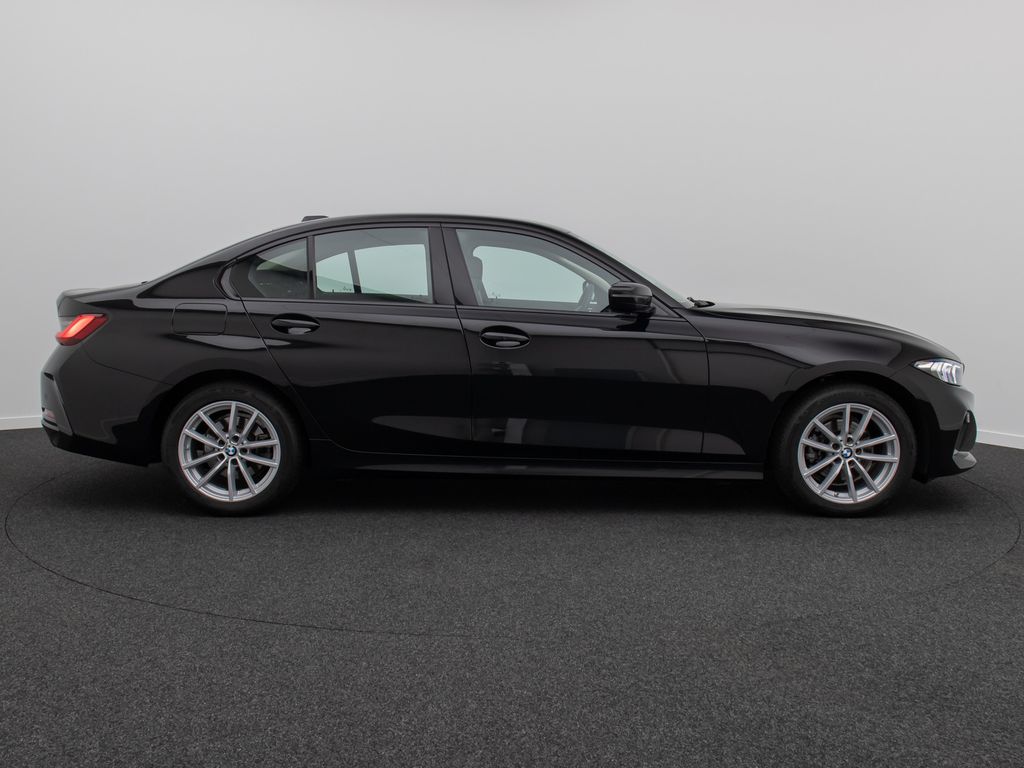 BMW 318 2024 г. Чёрный, пробег 45004 км